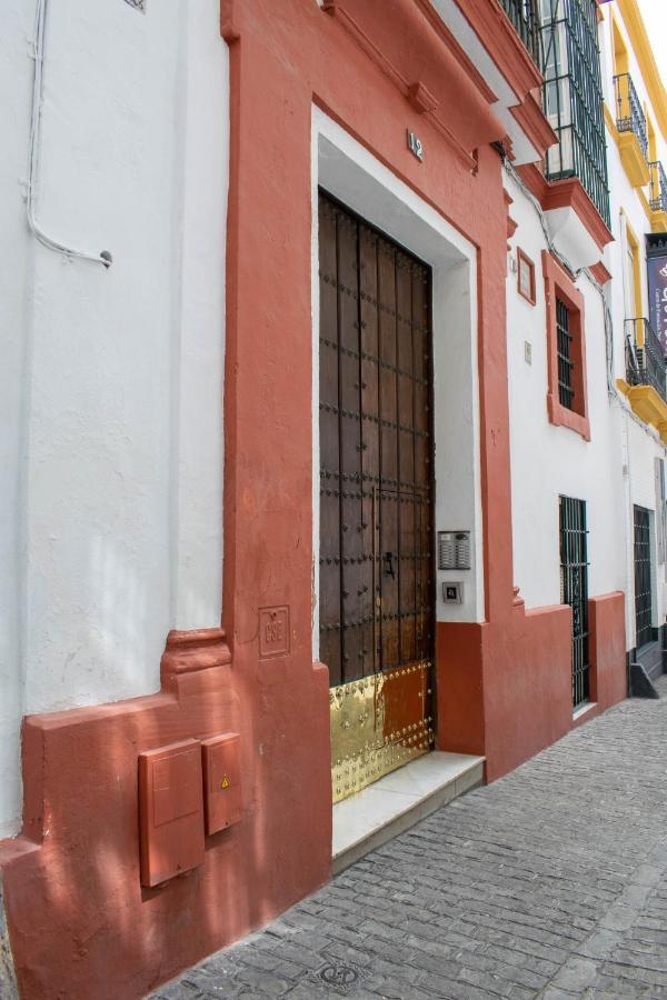 Sarah'S Home Seville Exterior photo